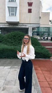 🏆 Кой ще бъде Студент на годината на УНСС 2025?
✨ Разберете по време на официалната церемония, на която ще отличим най-изявените и вдъхновяващи студенти на нашия университет! Тя ще се състои на:
📅 25 ноември 2025 г.
🕧 12:30 ч.
📍 Аула Максима, УНСС

Категории:
🎓 Студент • 📚 Докторант • ❤️ Доброволец • 🎭 Талант • 💪 Спортист • 🌍 Чуждестранен студент

🎁 За победителите са подготвени специални награди от Студентски съвет и спонсорите на събитието!